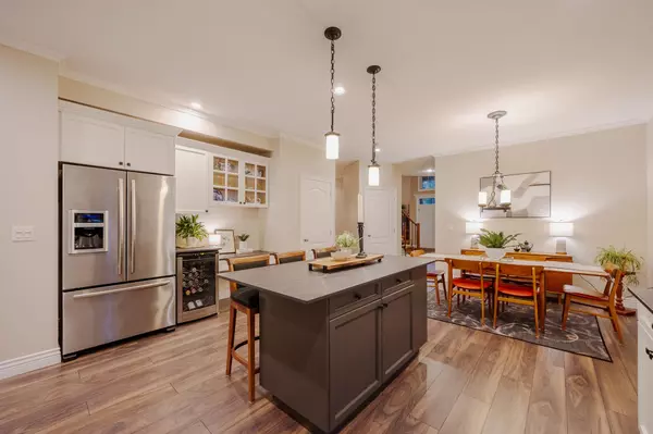 Maple Ridge, BC V4R 2X2,13250 237a ST