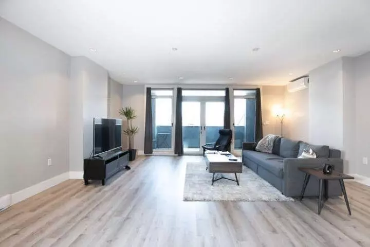 Delta, BC V4K 2T8,4876 Delta #202