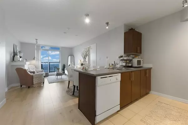 Coquitlam, BC V3B 0A7,1178 Heffley CRES #3706