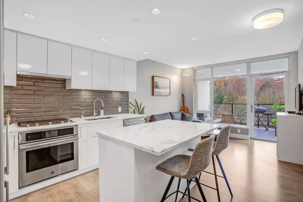 8533 River District XING #1008, Vancouver, BC V5S 0H2