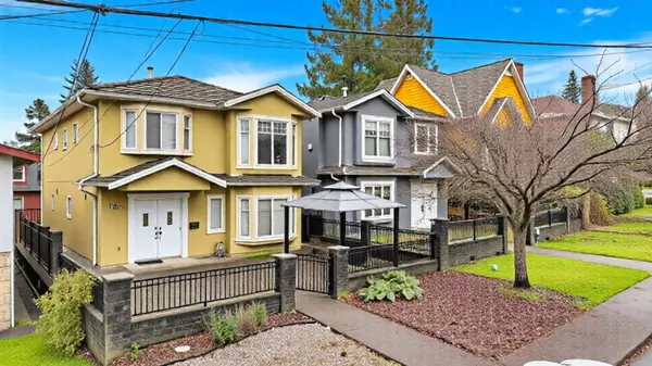 Burnaby, BC V3N 3S8,7332 1st ST