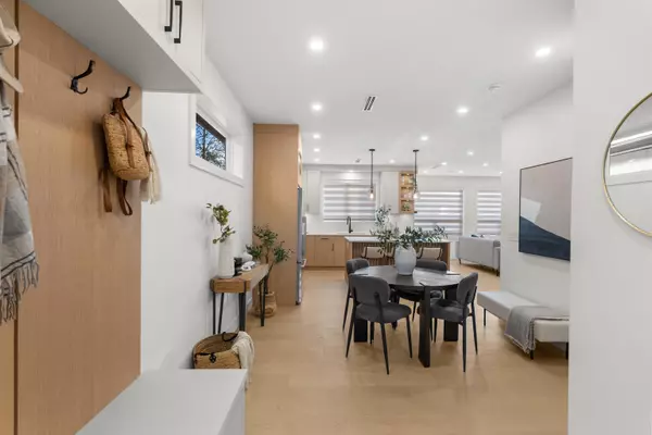 Delta, BC V4K 1A1,4810 42a AVE