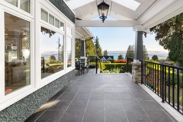 West Vancouver, BC V7V 2G3,2623 Lawson AVE