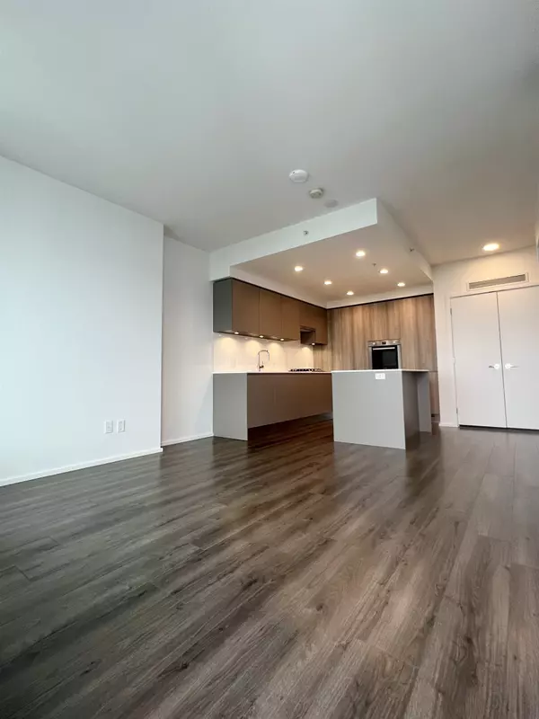 Burnaby, BC V3J 0M1,3809 Evergreen PL #4704