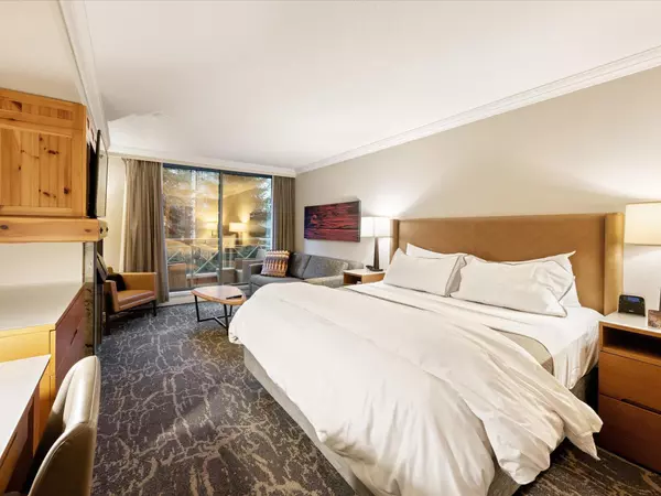 Whistler, BC V8E 1J3,4090 Whistler WAY #516