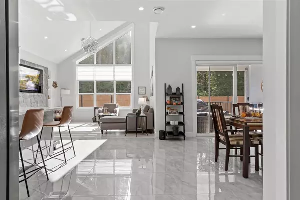 Harrison Hot Springs, BC V0M 1K0,835 Myng CRES