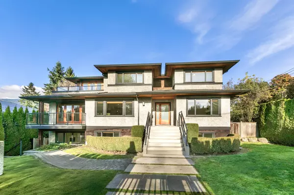 1031 Inglewood AVE, West Vancouver, BC V7T 1Y1