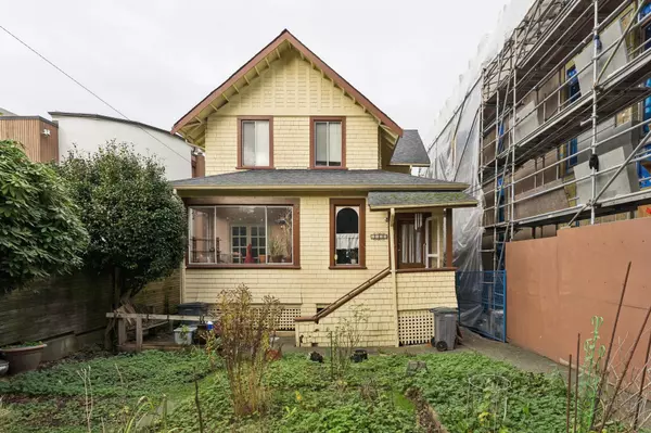 Vancouver, BC V6K 1B3,3243 Point Grey RD