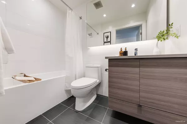 3438 Sawmill CRES #1307 Vancouver, BC V5S 0E3