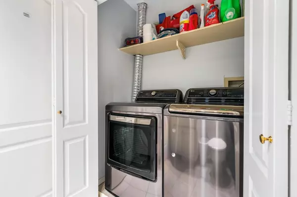 Vancouver, BC V5X 4T2,233 Waterleigh DR