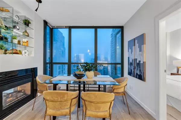 1239 W Georgia ST #2507 Vancouver, BC V6E 4R8