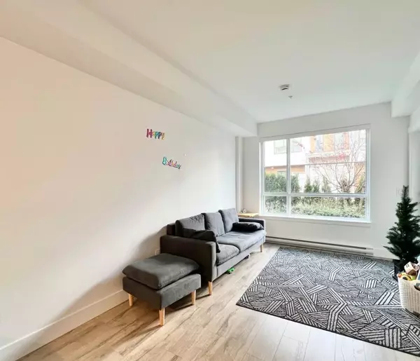 Surrey, BC V3X 1E9,6338 King George BLVD