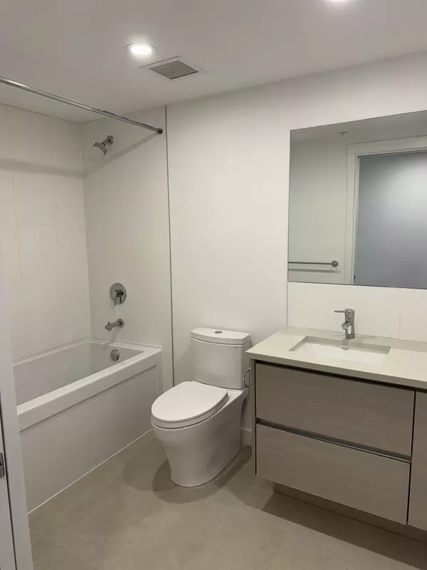 New Westminster, BC V3M 0N5,823 Carnarvon Street #1007