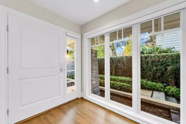 West Vancouver, BC V7V 1H6,4358 Erwin DR