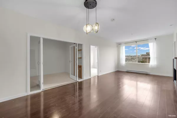 New Westminster, BC V3M 5L9,288 Hampton ST #210