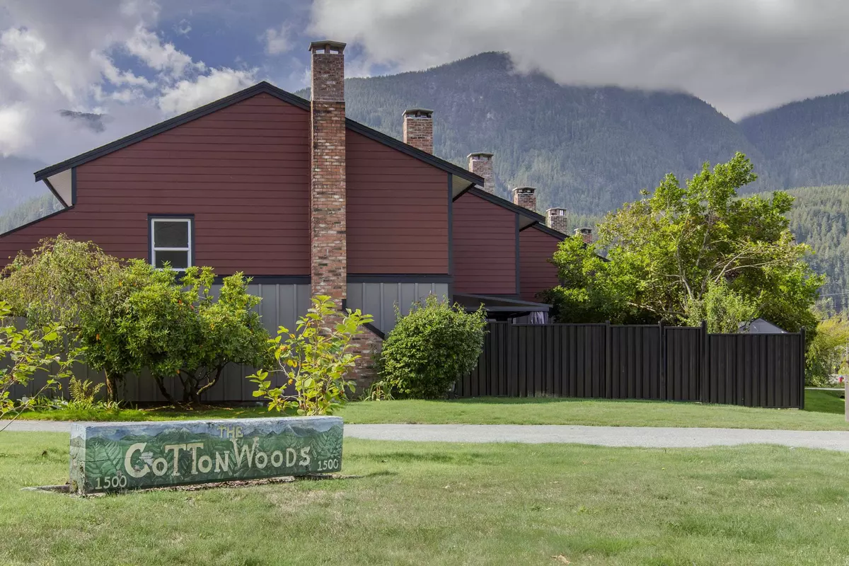 Squamish, BC V0N 1H0,1500 Judd RD #33