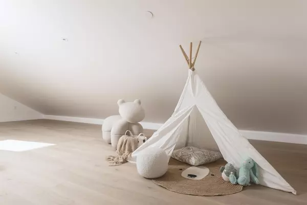 2130 E 2nd AVE #2 Vancouver, BC V5N 1E8