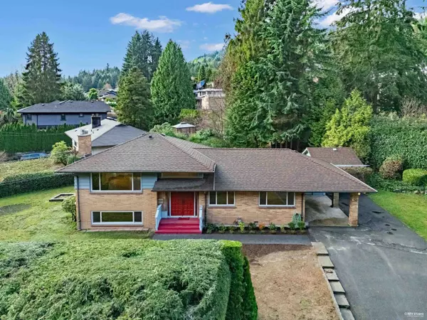 50 Glenmore DR, West Vancouver, BC V7S 1A7