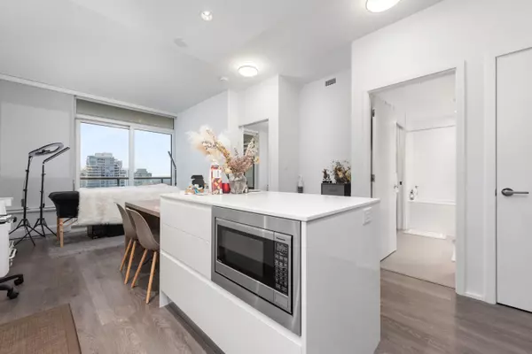 Burnaby, BC V5C 0K6,1955 Alpha WAY #1907