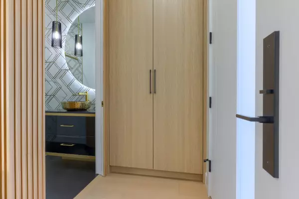 Vancouver, BC V5R 3P8,4670 Todd ST