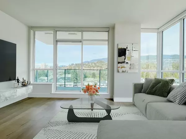 North Vancouver, BC V7P 0E3,1675 Lions Gate LN #807