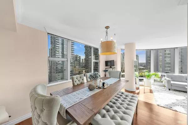 1500 Hornby ST #1708 Vancouver, BC V6Z 2R1