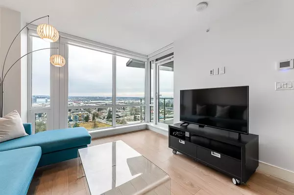 North Vancouver, BC V7J 0A9,1550 Fern ST #2106