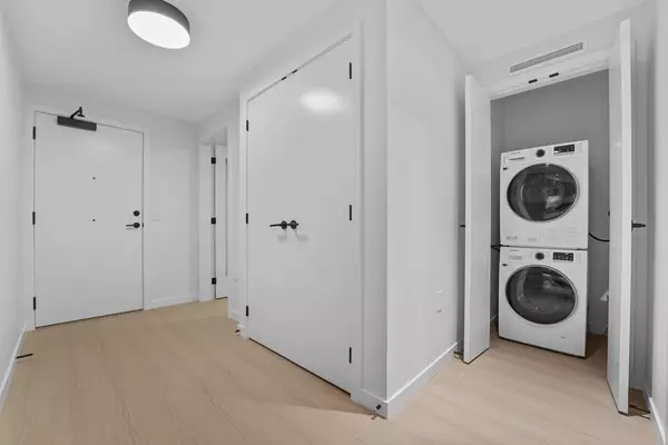 Port Moody, BC V3H 2A2,125 Albert ST #40X