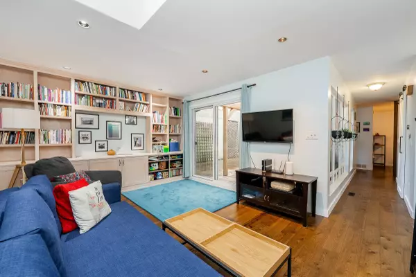 Coquitlam, BC V3C 4B2,3005 Firbrook PL