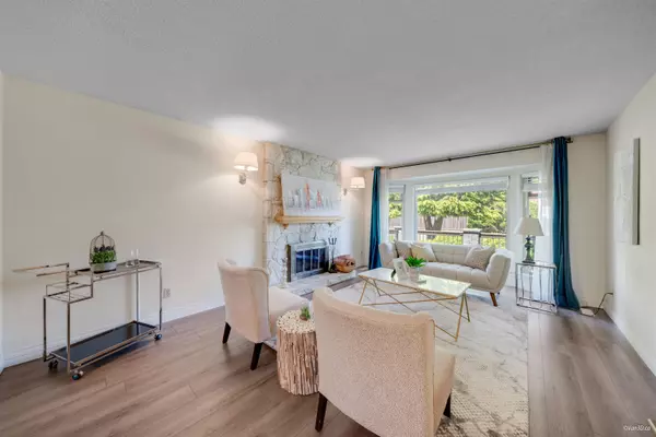 9666 Ashwood DR, Richmond, BC V6Y 2Z5