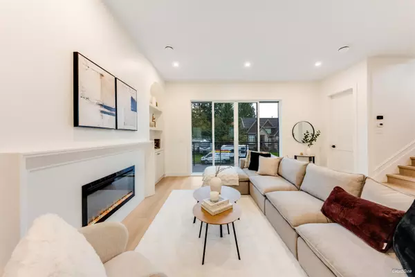 Surrey, BC V3T 3J6,9727 129a ST #1