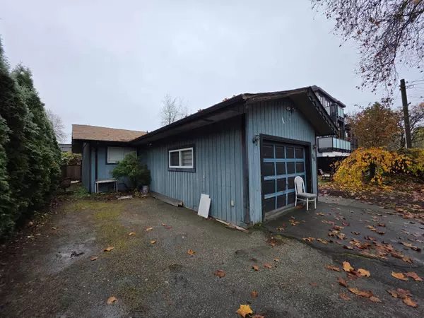 Surrey, BC V3V 5M6,8899 128th ST