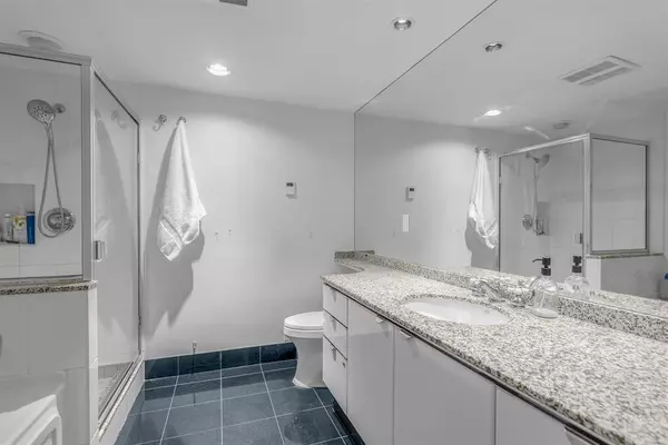 Vancouver, BC V6C 3N7,837 W Hastings ST #2203