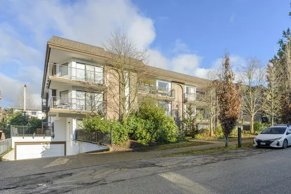 Vancouver, BC V5N 1J9,1585 E 4th AVE #105