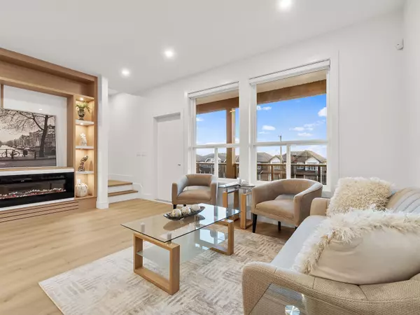 16693 16 AVE #101 Surrey, BC V3S 0X7