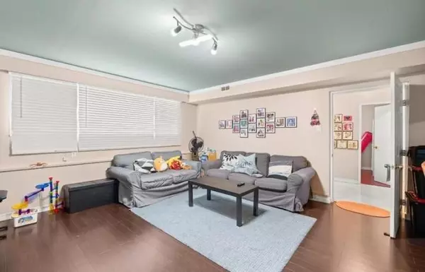 Burnaby, BC V3E 3N2,1106 Duthie AVE #Lower