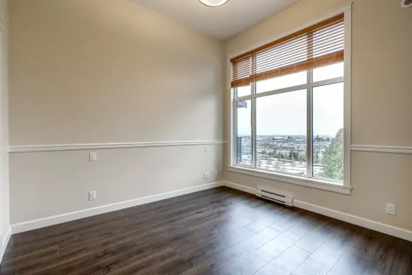 Langley, BC V2Y 3P8,20376 86 AVE #617