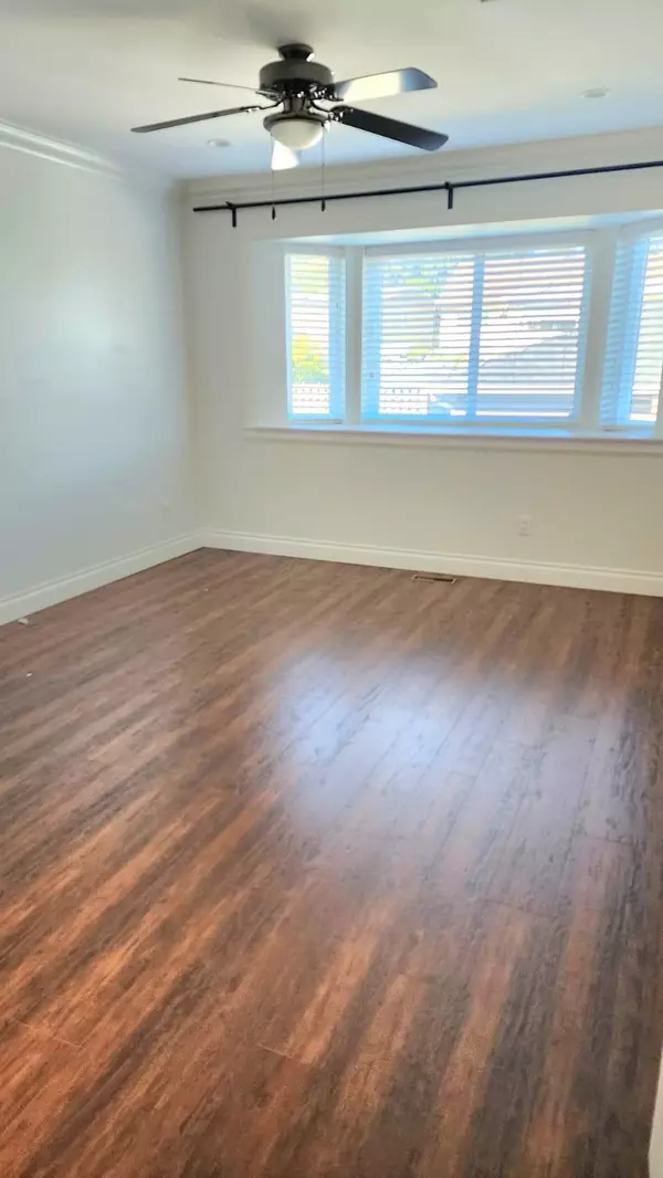 Vancouver, BC V5X 2C8,1941 E 1st AVE