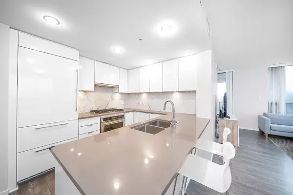 Burnaby, BC V5H 0G4,5883 Barker AVE #1206