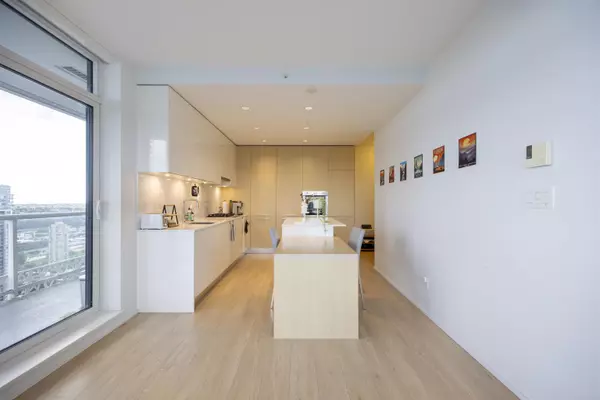 Burnaby, BC V5C 0K4,4510 Halifax WAY #3904