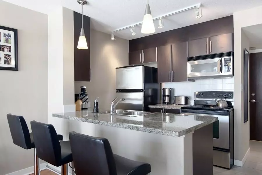 Vancouver, BC V6B 0B9,688 Abbott ST #1203