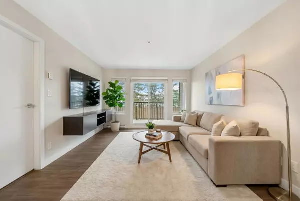 Maple Ridge, BC V2X 9E6,12075 Edge ST #313