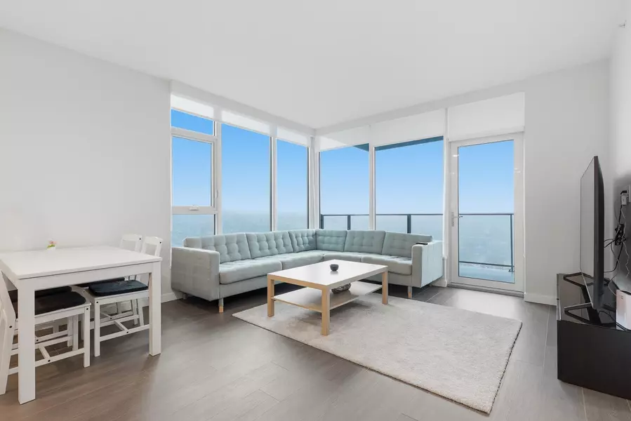 2108 Gilmore AVE #2002, Burnaby, BC V5C 0N8