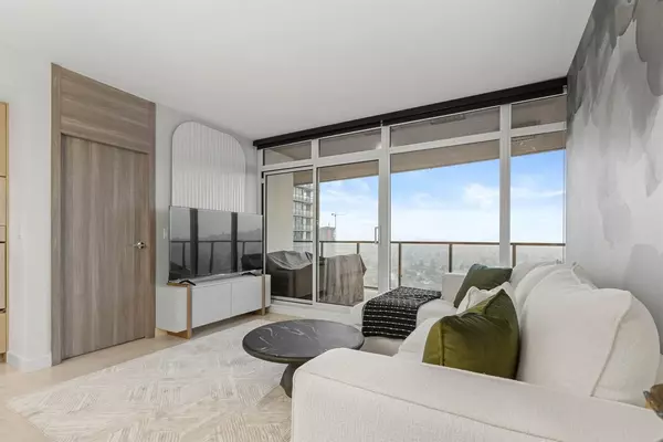 Burnaby, BC V5C 0N1,4880 Lougheed HWY #3203