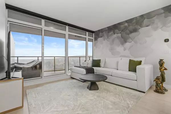 4880 Lougheed HWY #3203, Burnaby, BC V5C 0N1