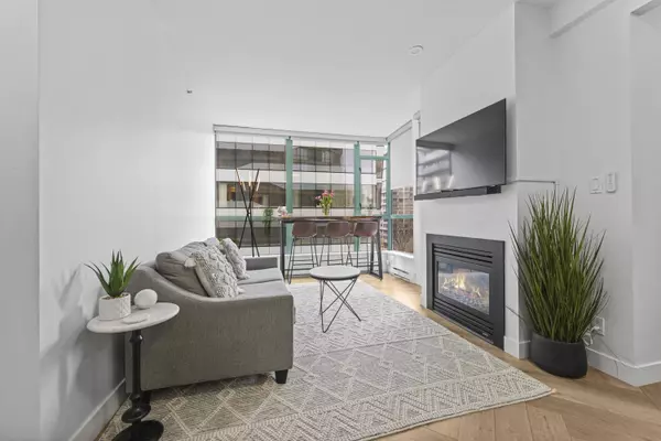 Vancouver, BC V6Z 3E1,1238 Burrard ST #603