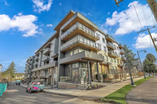 Surrey, BC V3V 0G8,9456 134 ST #TH4