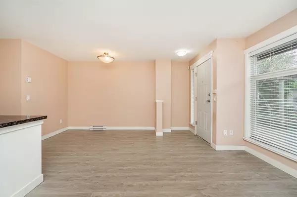 Langley, BC V3A 3X7,19705 56 AVE #203