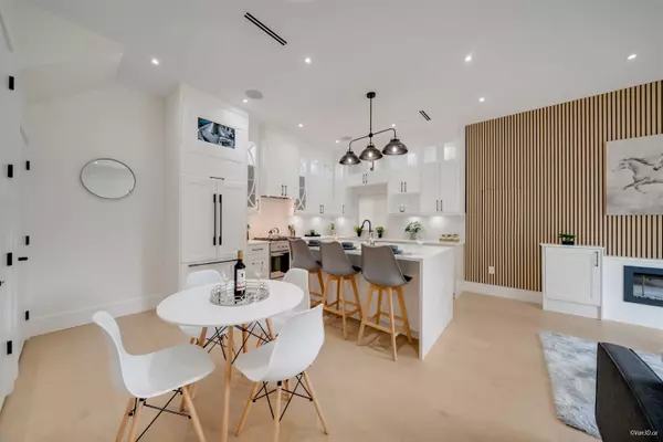 4463 Walden ST #1 Vancouver, BC V5V 3S4