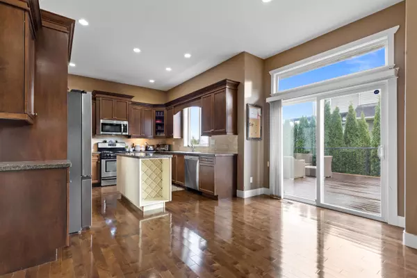 15072 61b AVE Surrey, BC V3S 5L7